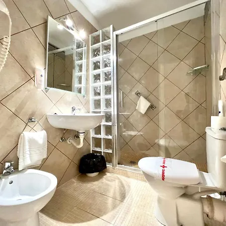 Apartamento Con Desayuno Incluido, A 400 Metros Del Oceano Atlantico Daire